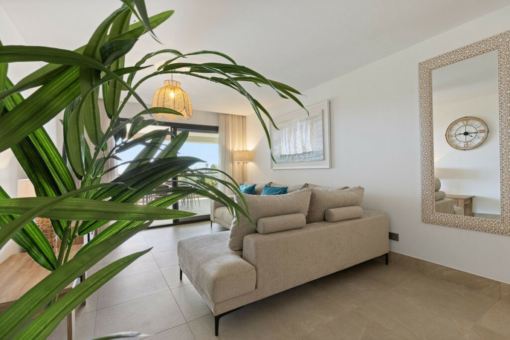 Middle Floor Apartment Casares Playa Málaga - image 19