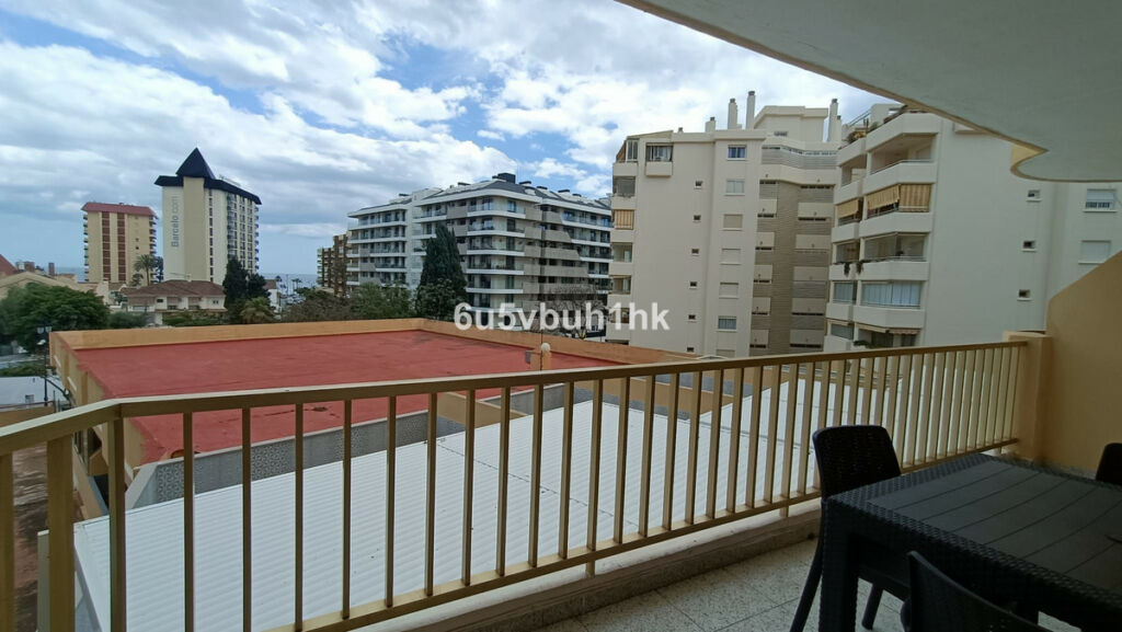 Middle Floor Apartment Fuengirola Málaga - image 20
