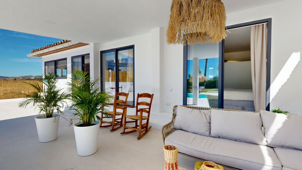 Detached Villa Estepona Málaga - image 20
