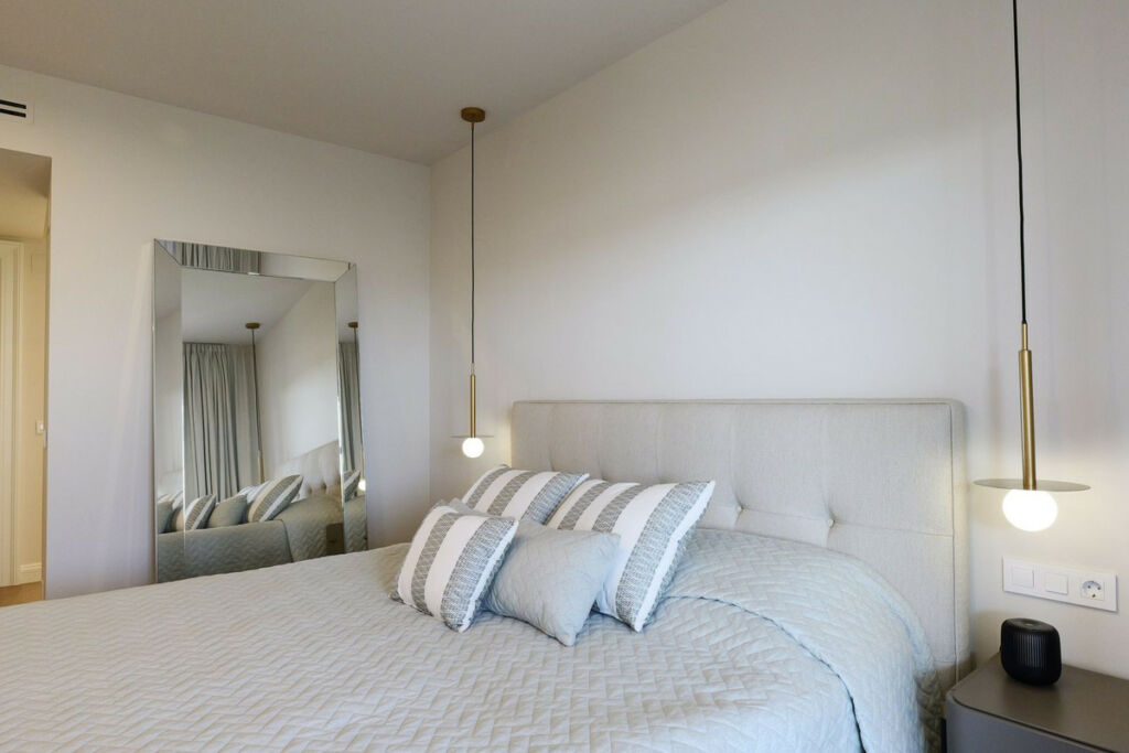 Middle Floor Apartment Estepona Málaga - image 19