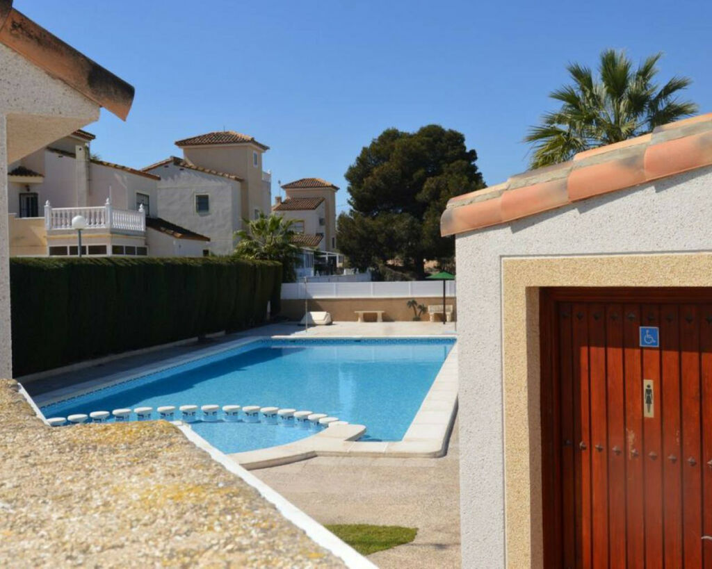 Detached Villa Algorfa Alicante - image 19