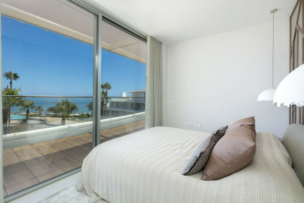 Penthouse Estepona Málaga - image 19