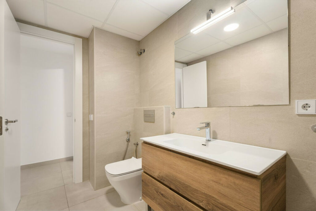 Middle Floor Apartment Puerto Banús Málaga - image 19