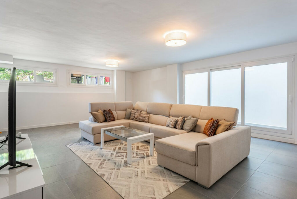 Ground Floor Apartment Benahavís Málaga - image 19