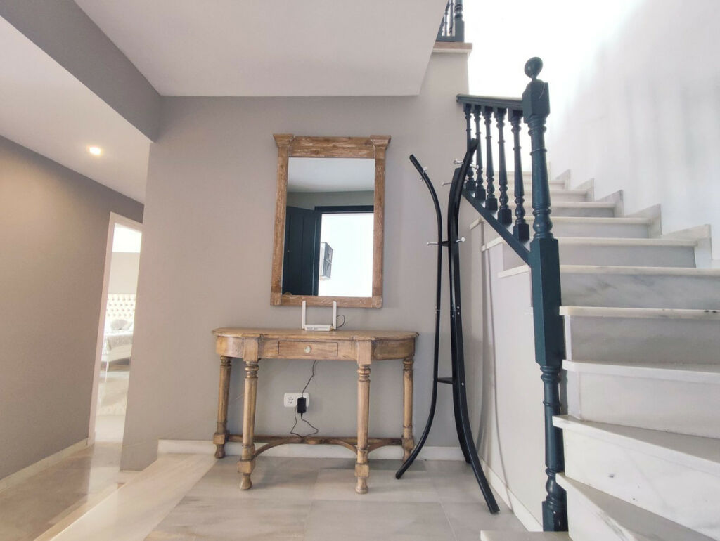 Townhouse Nagüeles Málaga - image 19