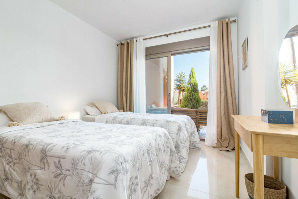 Ground Floor Apartment Selwo Málaga - image 19
