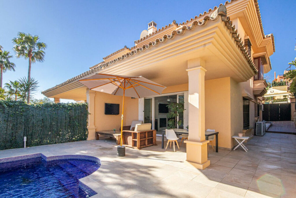 Semi-Detached House Riviera del Sol Málaga - image 19