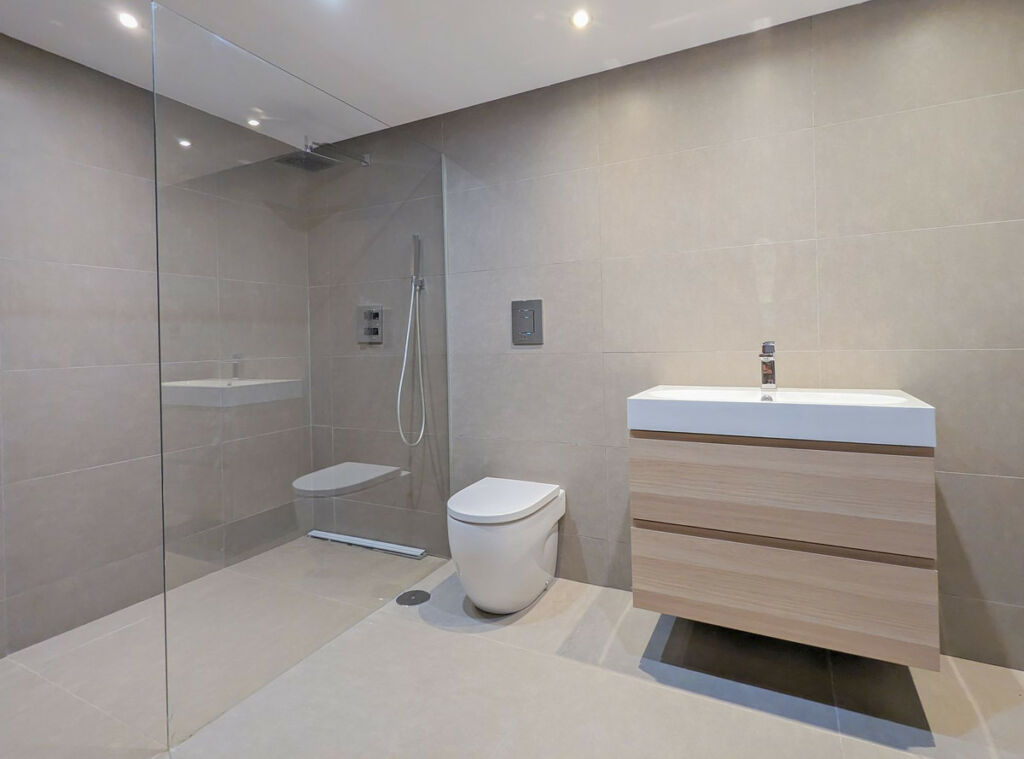 Detached Villa Benalmadena Málaga - image 19