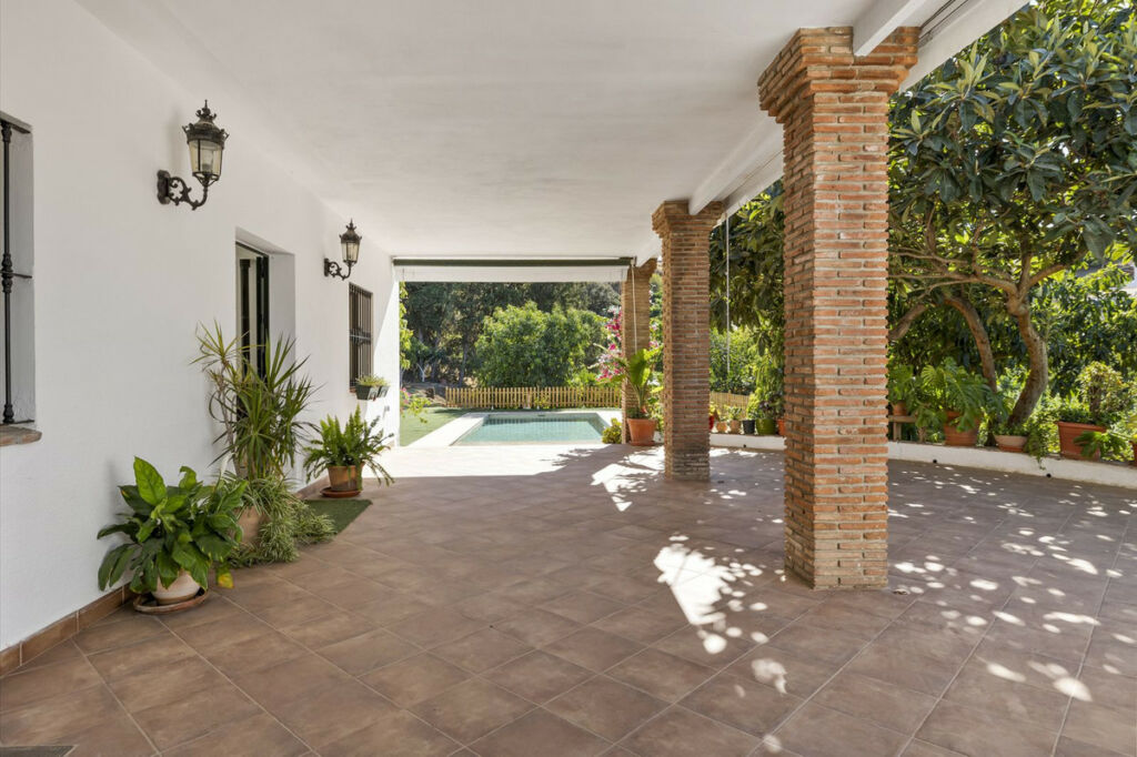 Detached Villa Coín Málaga - image 19