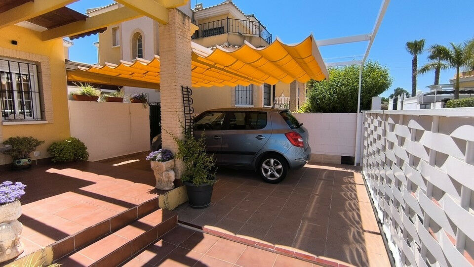 Detached Villa Algorfa Alicante - image 19