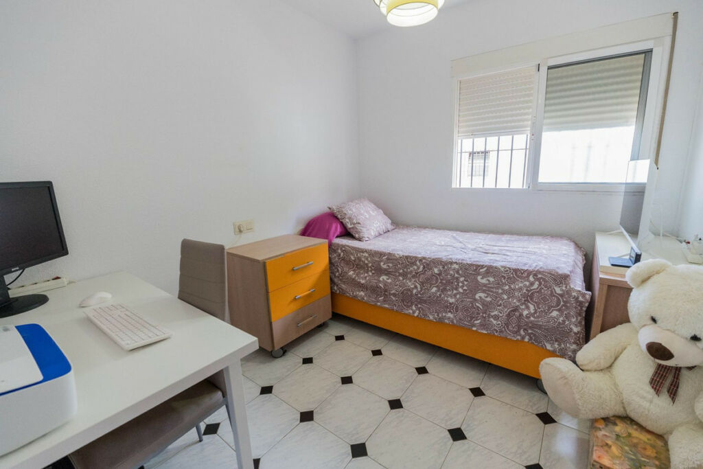 Townhouse El Coto Málaga - image 19
