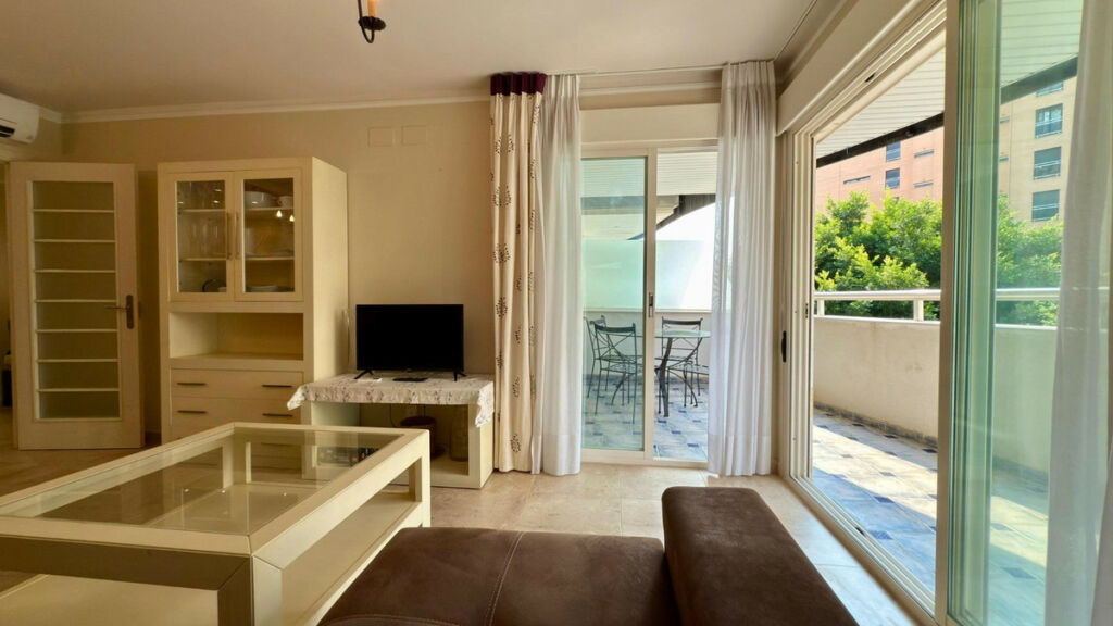 Middle Floor Apartment Villajoyosa Alicante - image 19