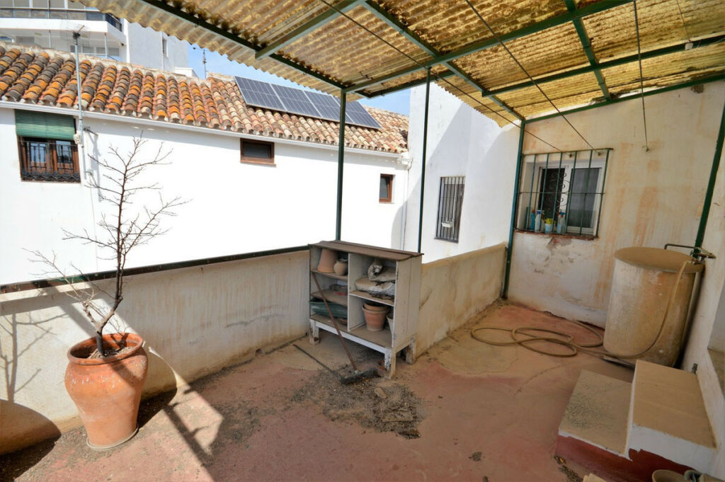 Detached Villa Marbella Málaga - image 19