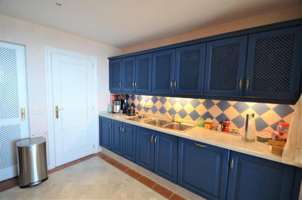 Middle Floor Apartment Casares Playa Málaga - image 19
