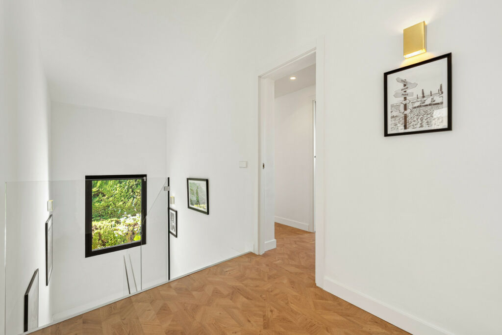 Detached Villa Nueva Andalucía Málaga - image 19