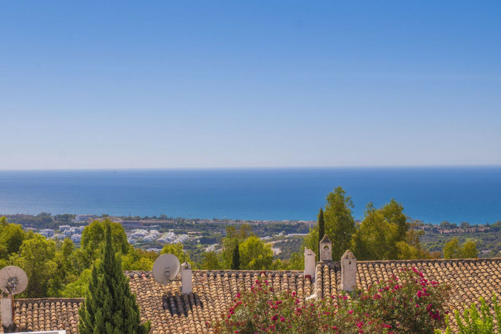 Middle Floor Apartment Altos de los Monteros Málaga - image 19