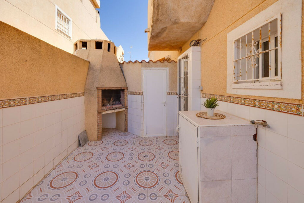 Bungalow Torrevieja Alicante - image 19