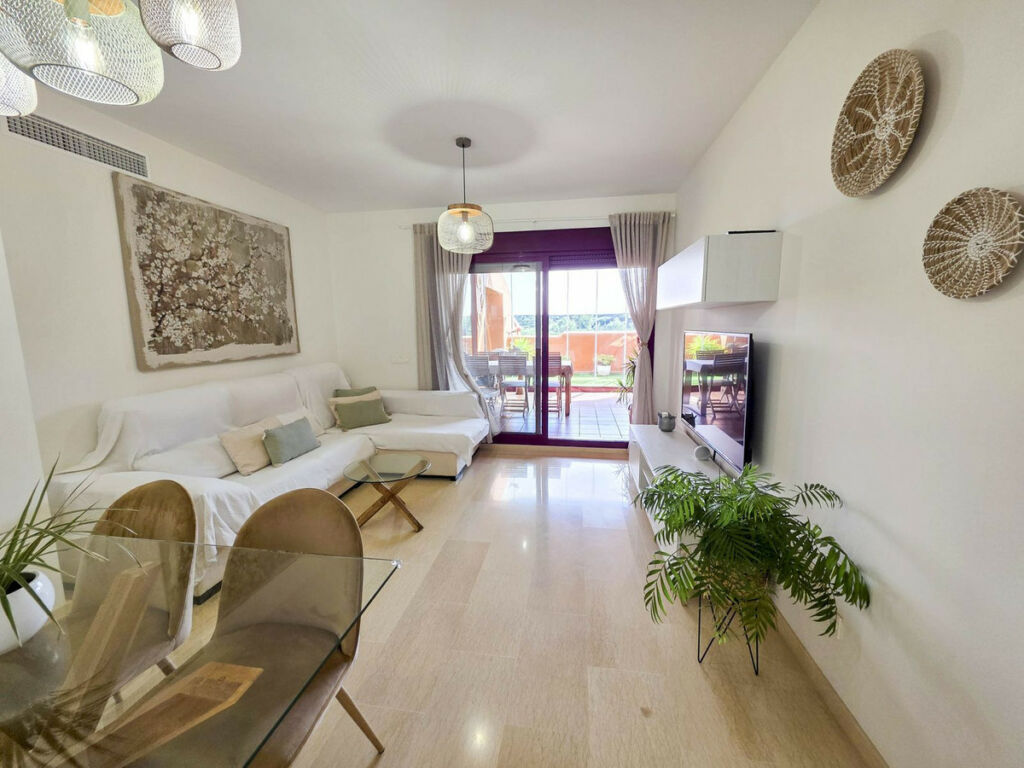 Middle Floor Apartment La Duquesa Málaga - image 19