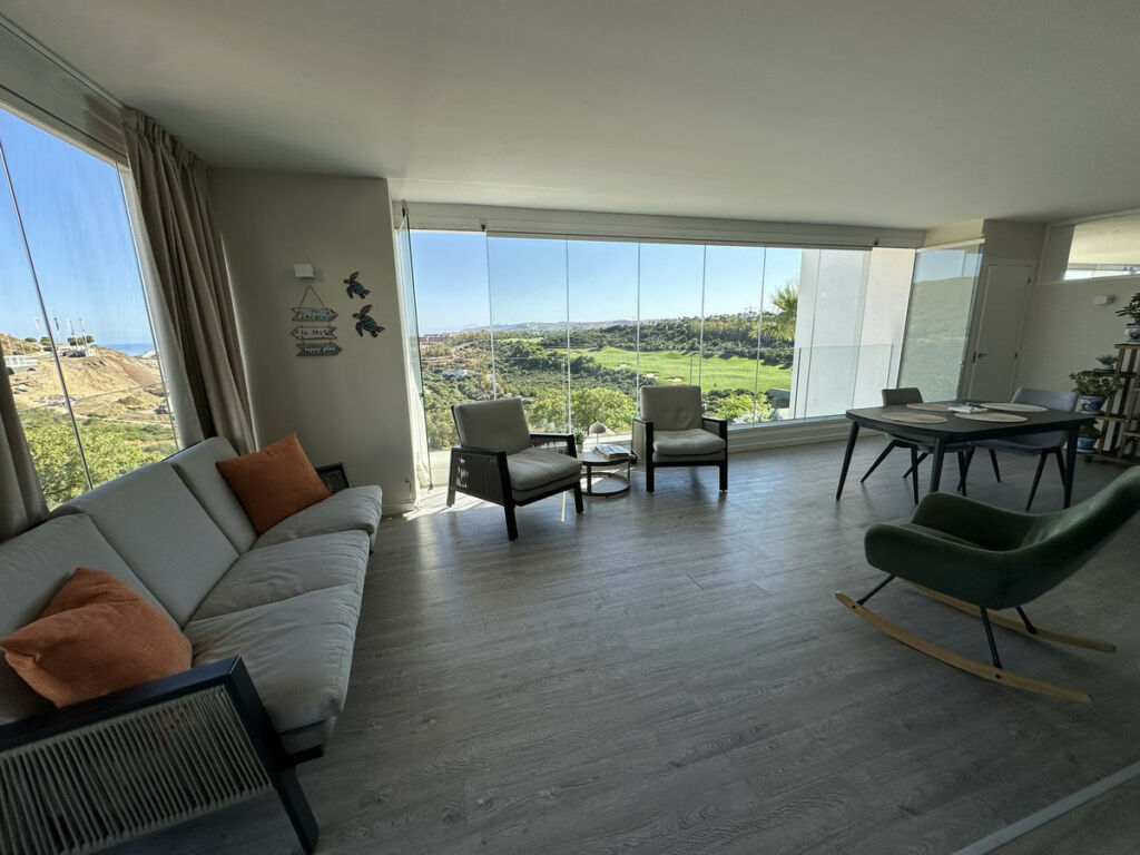 Middle Floor Apartment Casares Málaga - image 19