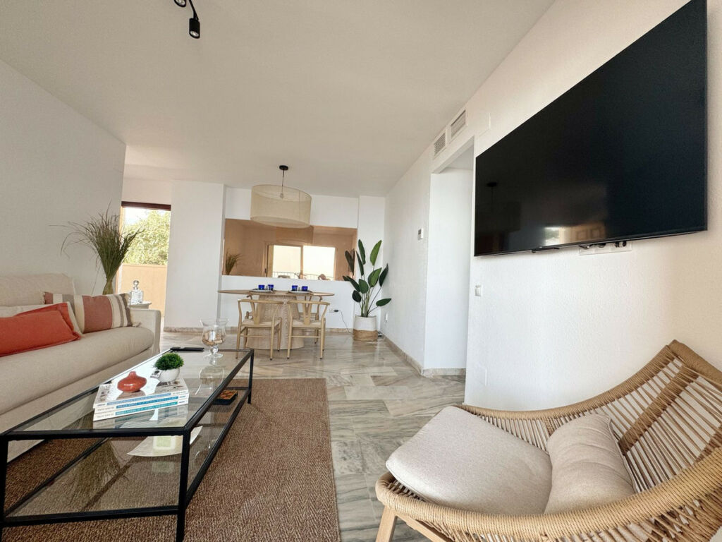 Middle Floor Apartment Fuengirola Málaga - image 19