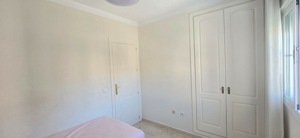 Middle Floor Apartment Arroyo de la Miel Málaga - image 19