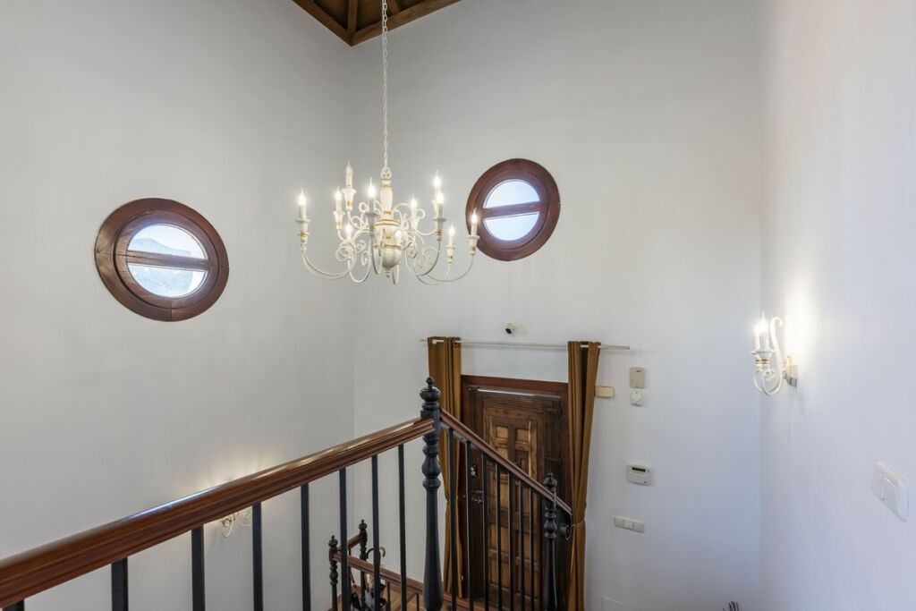 Townhouse Benahavís Málaga - image 19