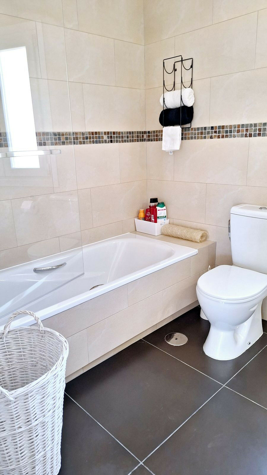 Townhouse La Duquesa Málaga - image 19