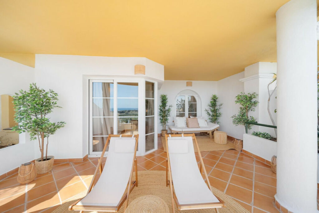 Middle Floor Apartment Nueva Andalucía Málaga - image 19