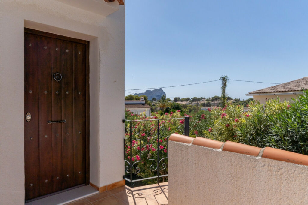 Detached Villa La Fustera Alicante - image 19