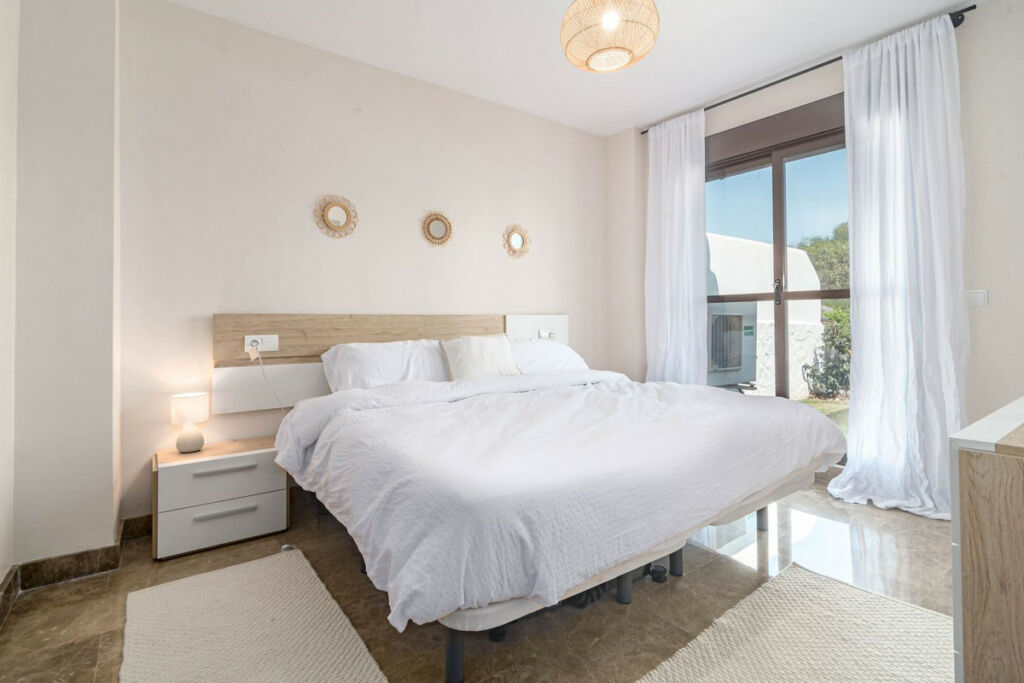 Ground Floor Apartment Selwo Málaga - image 19