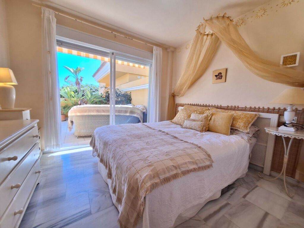 Penthouse Duplex Elviria Málaga - image 19