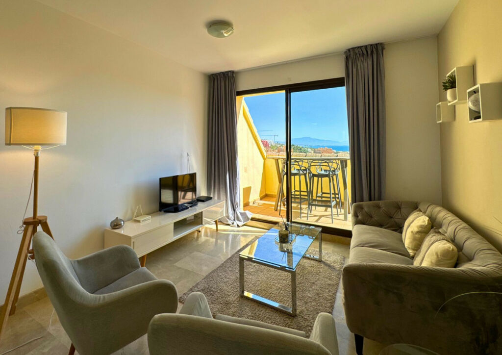 Penthouse La Duquesa Málaga - image 19