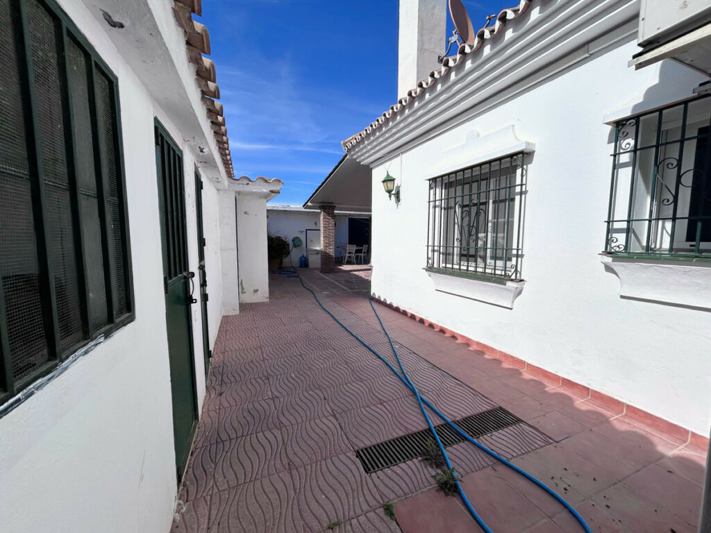 Detached Villa San Pedro de Alcántara Málaga - image 19