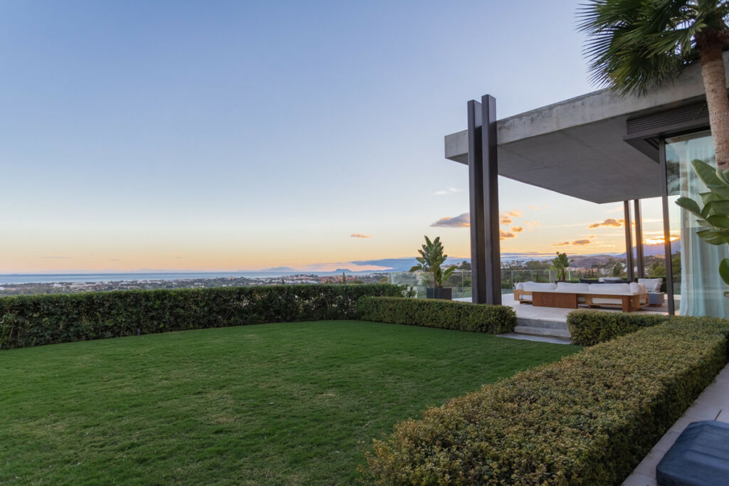 Detached Villa La Quinta Málaga - image 19