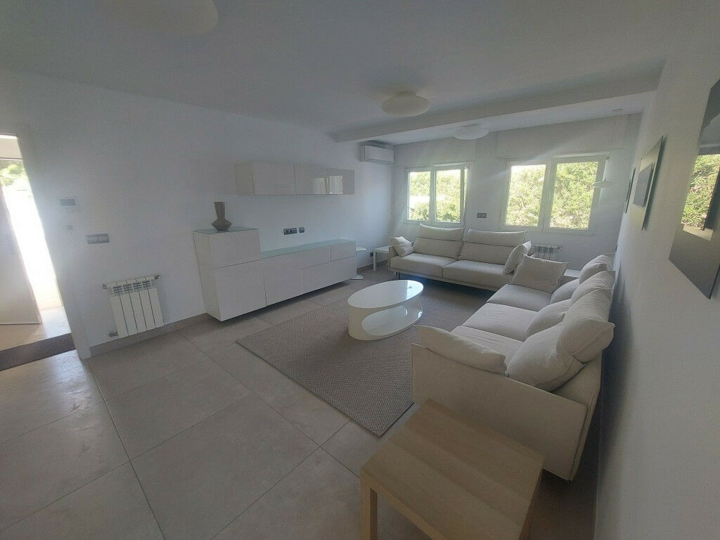 Detached Villa Albir Alicante - image 19