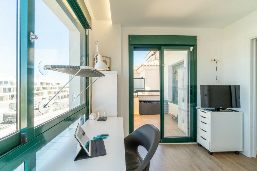 Top Floor Apartment Lomas De Campoamor Alicante - image 19