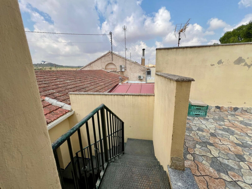 Townhouse Pinoso Alicante - image 19