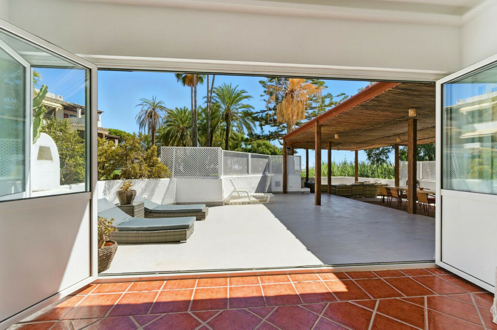 Ground Floor Apartment Elviria Málaga - image 19