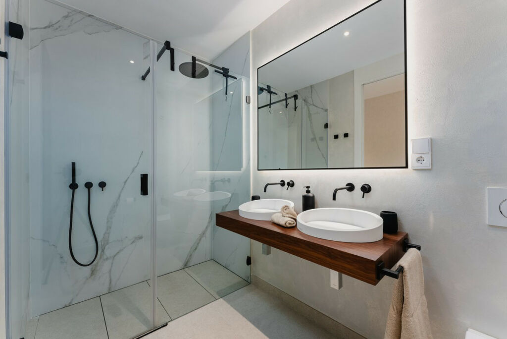 Middle Floor Apartment Cabopino Málaga - image 19