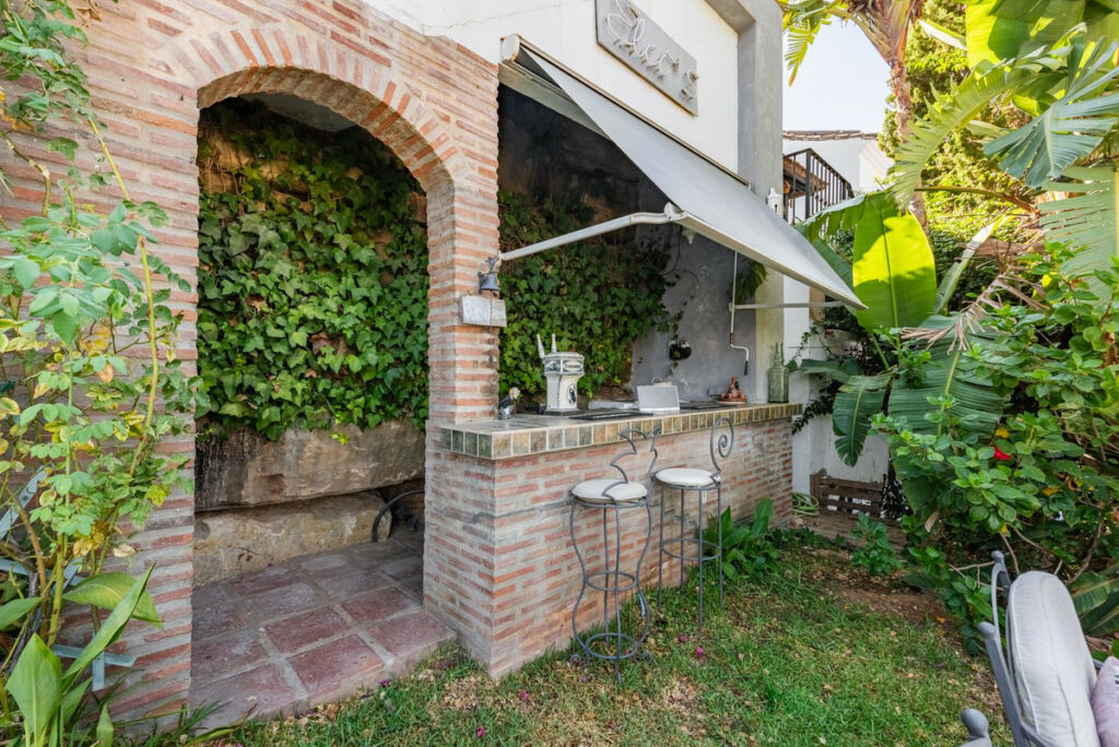 Detached Villa Istán Málaga - image 32