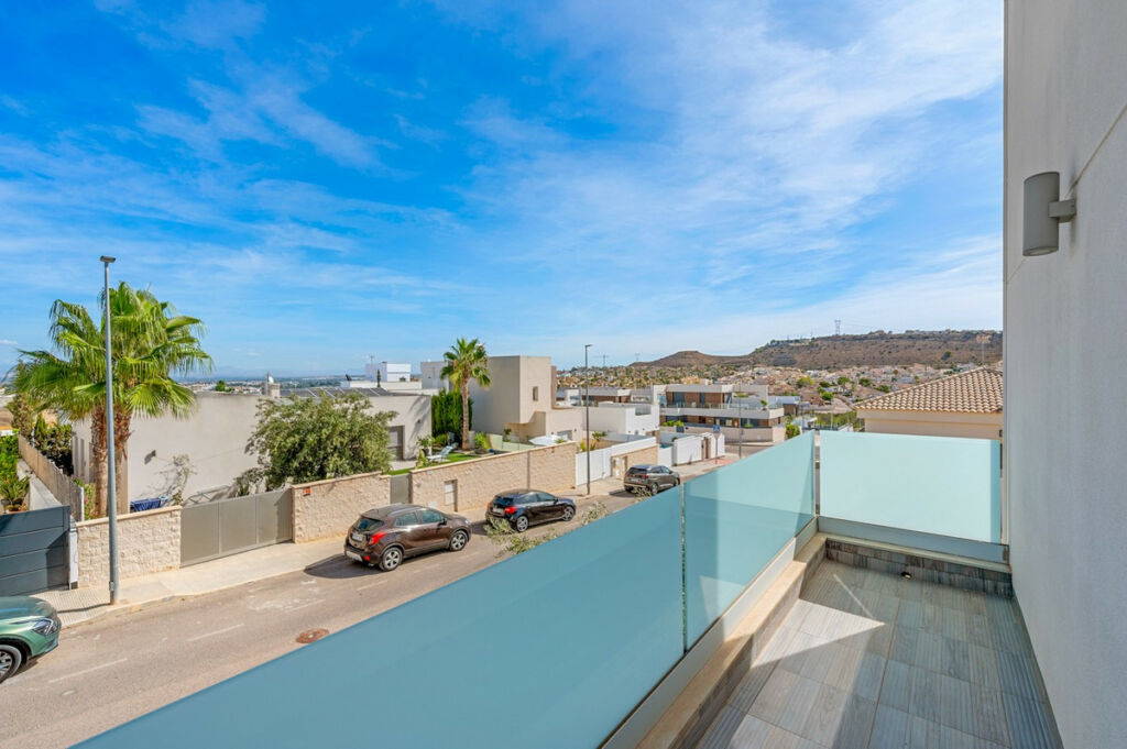 Detached Villa Benijofar Alicante - image 17