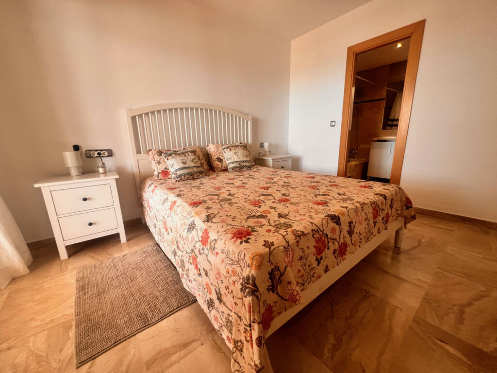 Middle Floor Apartment Doña Julia Málaga - image 19