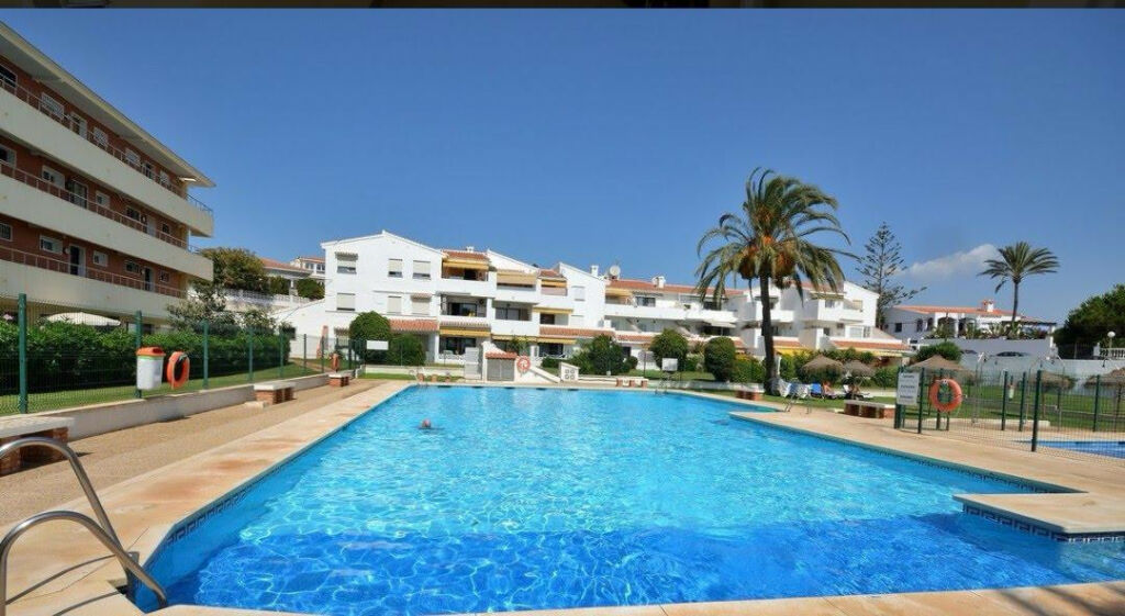 Middle Floor Apartment Mijas Málaga - image 2