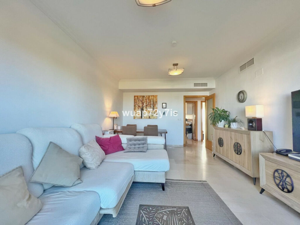 Middle Floor Apartment Casares Playa Málaga - image 2