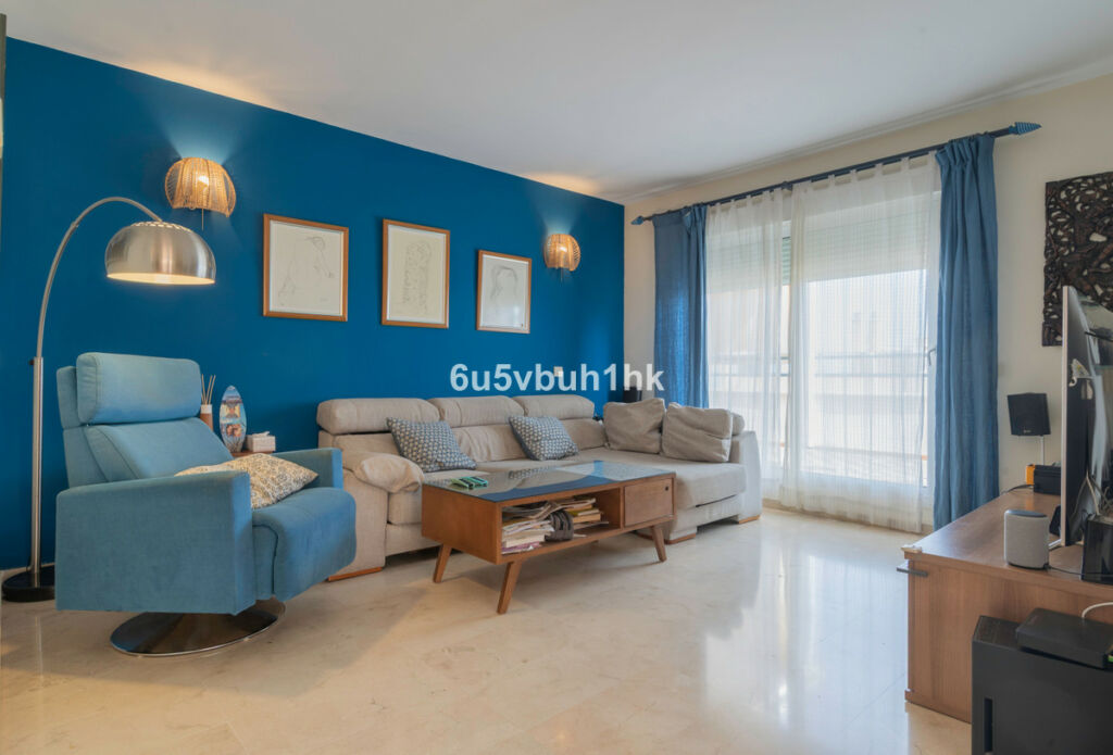 Penthouse El Pinillo Málaga - image 2
