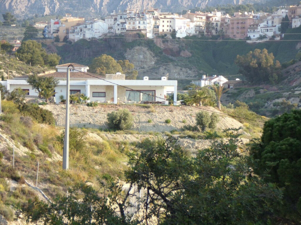 Detached Villa Finestrat Alicante - image 2
