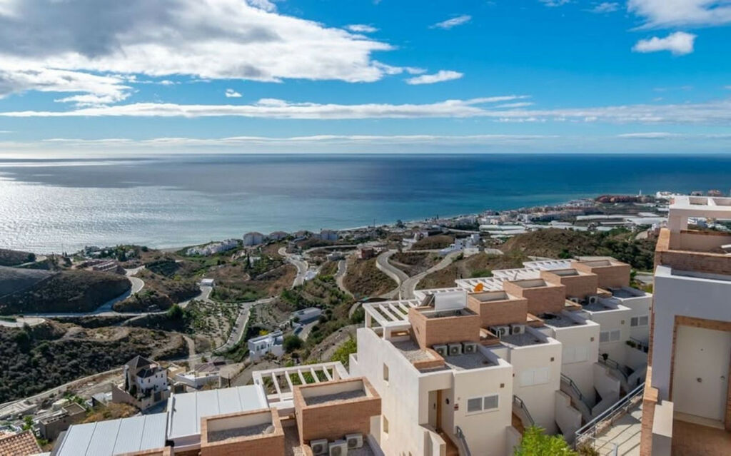 Townhouse Torrox Costa Málaga - image 2