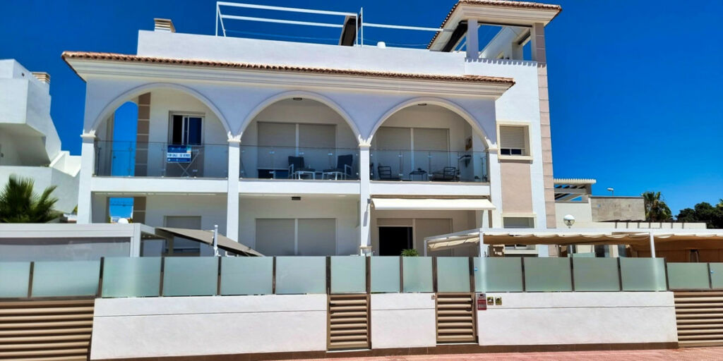 Bungalow Dona Pepa Alicante - image 2