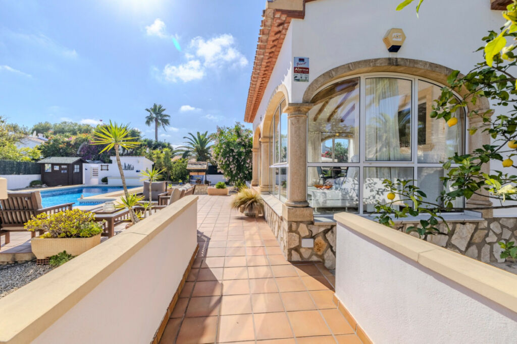 Detached Villa Javea Alicante - image 2