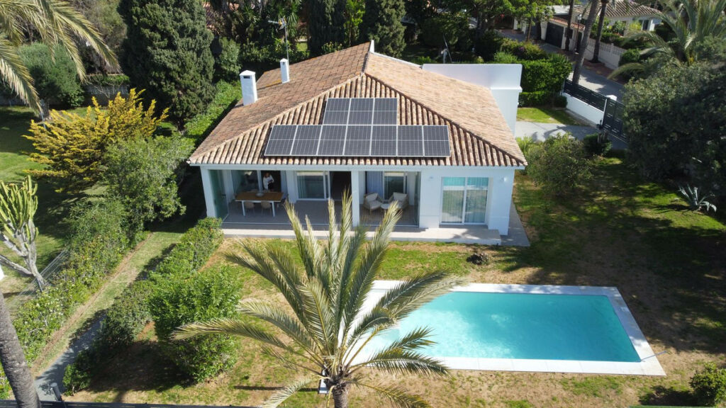 Detached Villa Marbesa Málaga - image 2